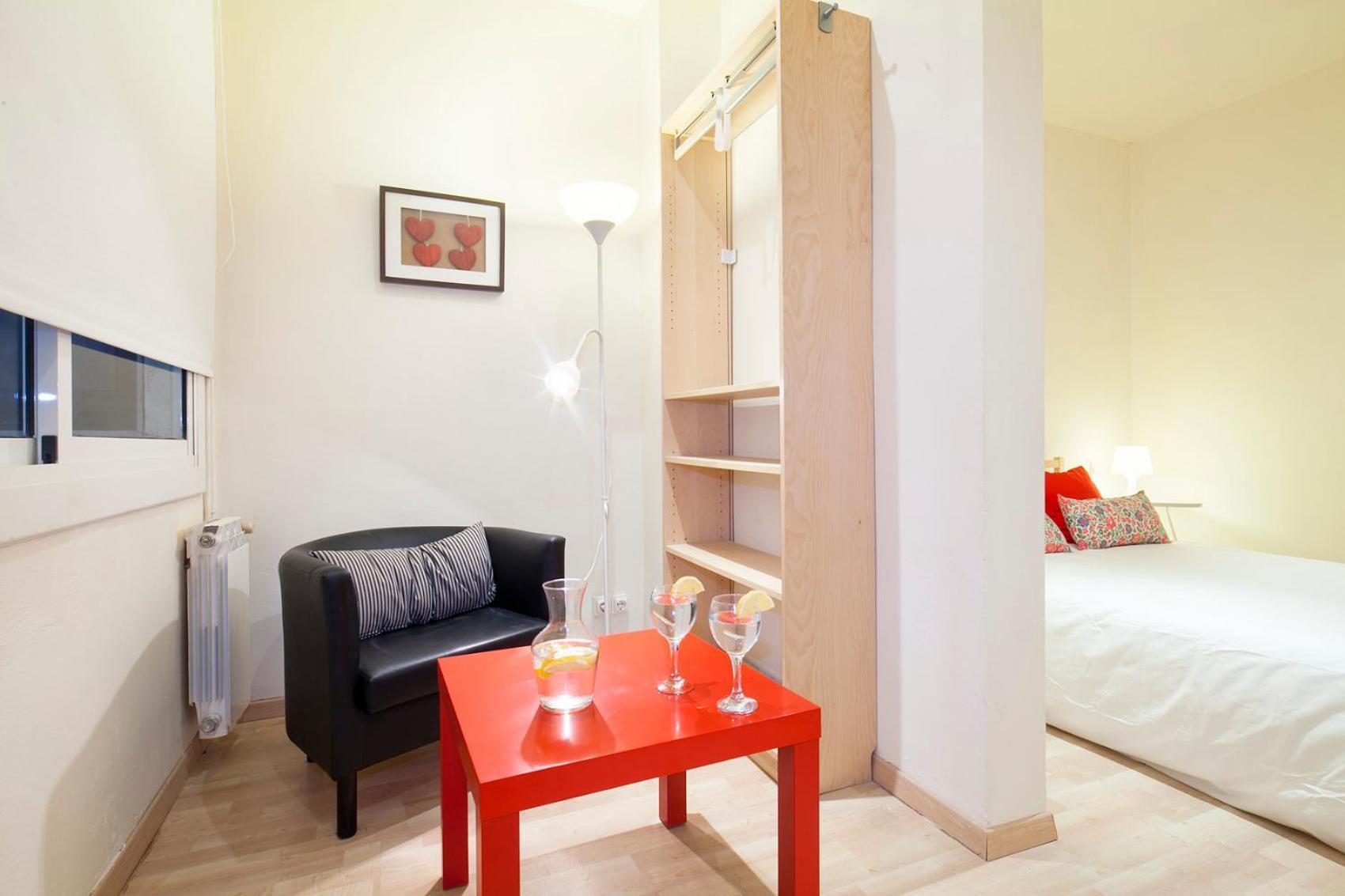 Spot Smart Nomad Bed and Breakfast Barcelona Exteriör bild