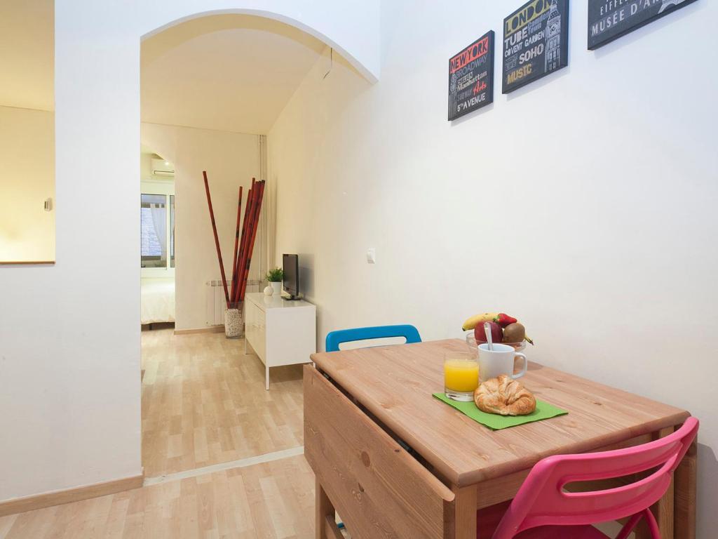 Spot Smart Nomad Bed and Breakfast Barcelona Rum bild